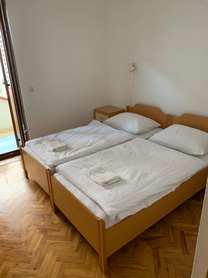 Vila Albatros Bed & Breakfast Rovinj Exterior photo