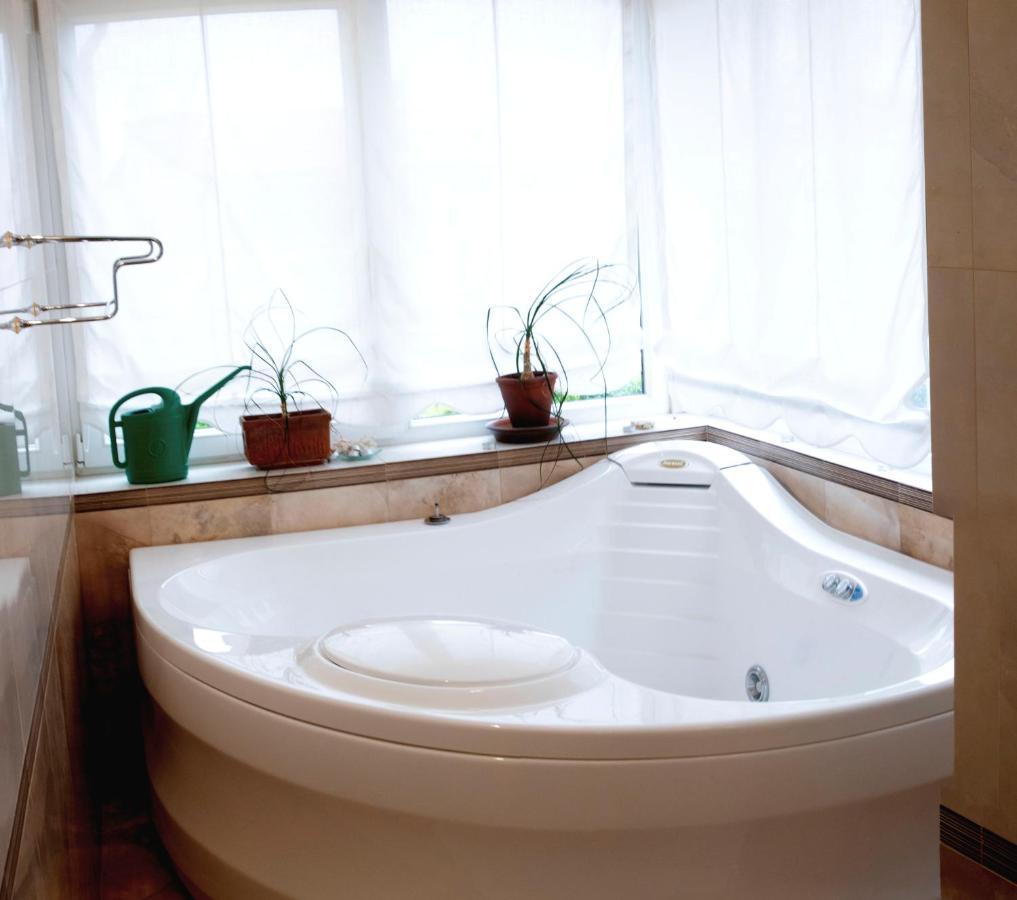 Vila Albatros Bed & Breakfast Rovinj Exterior photo