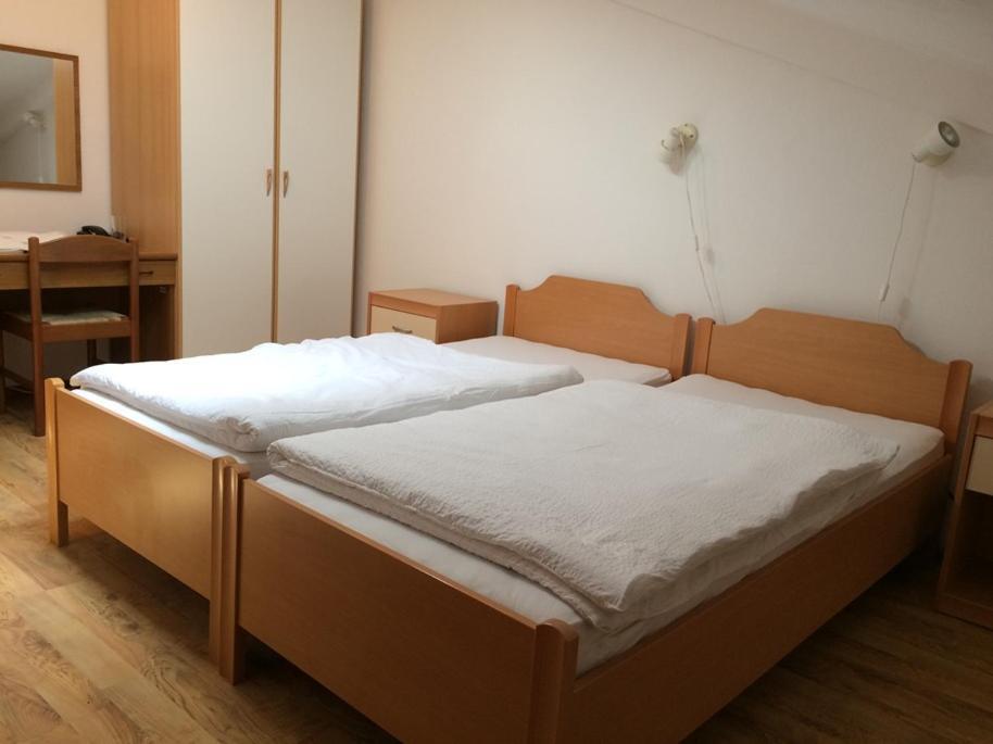 Vila Albatros Bed & Breakfast Rovinj Exterior photo